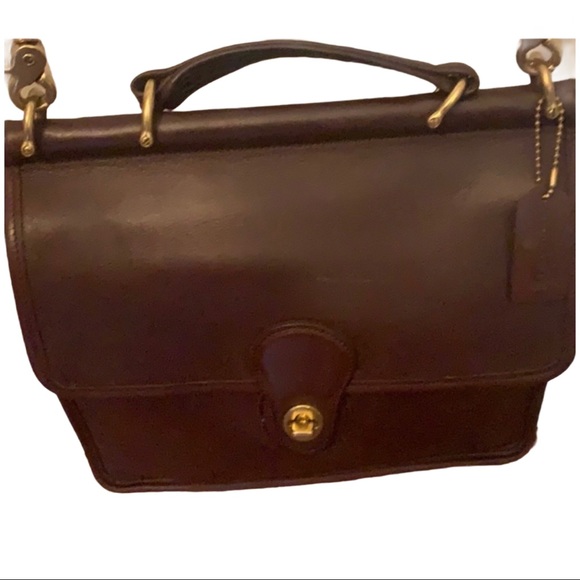 Coach Handbags - Coach Willis 9927 Vintage Brown Leather Crossbody